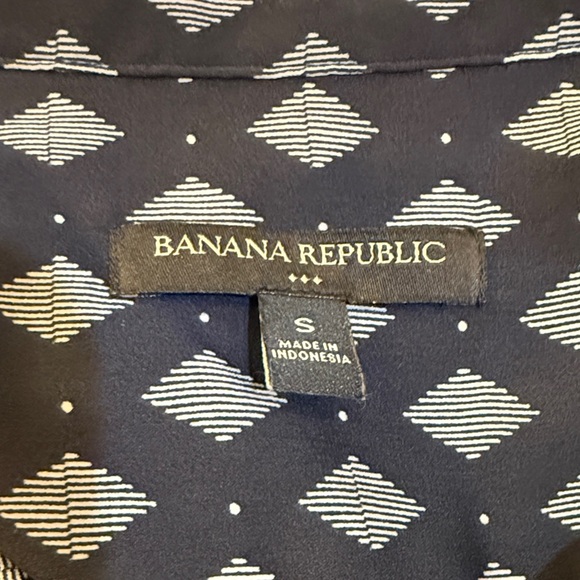 Banana Republic Volume Sleeve Geometric-Print Long-Sleeve Blouse Midnight Blue - Picture 8 of 10